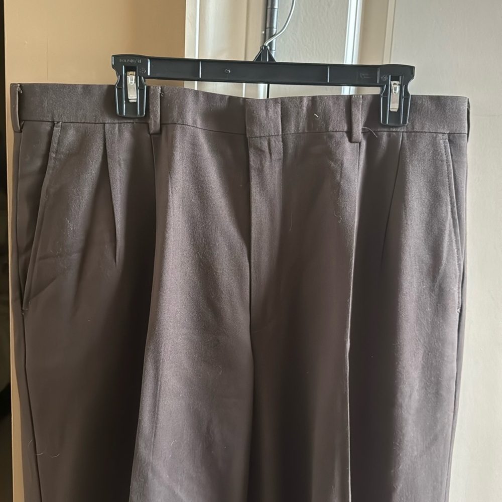 Wool and polyester cuffed brown dress slacks 36W-34L. Pre worn.